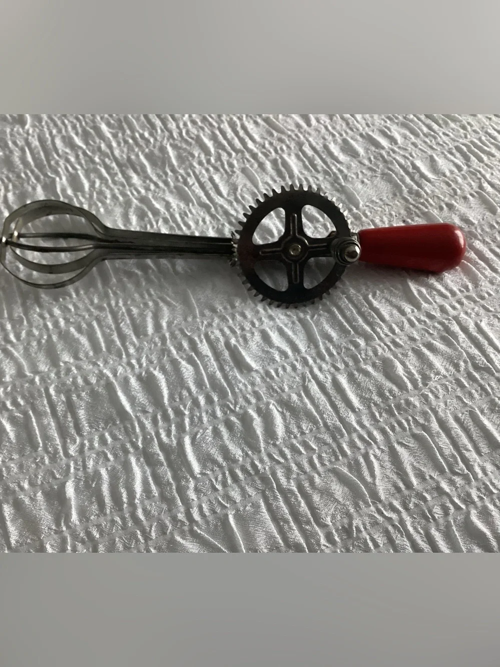 Vtg.manual mechanical hand-crank egg beater (Rotary Beater)